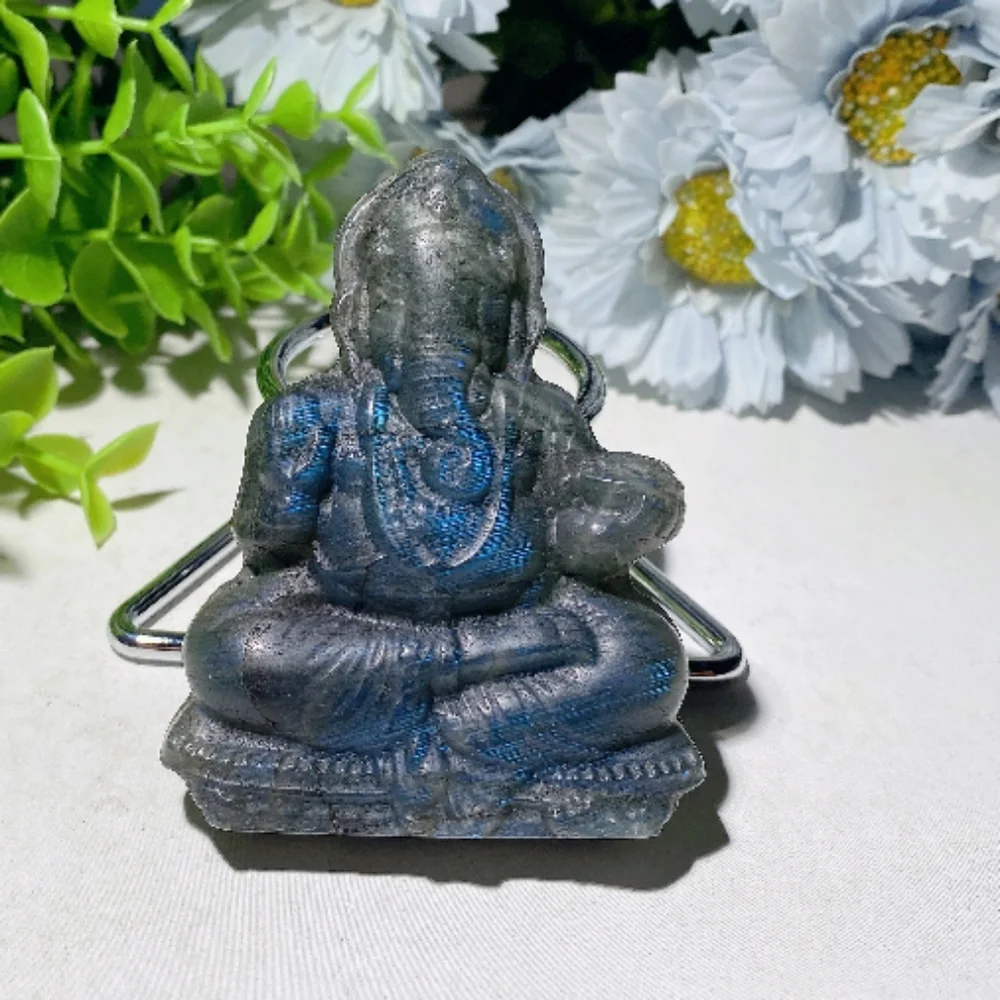 Ghanisha labradorite carving - Picture 1 of 2